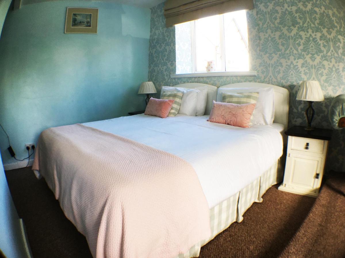 Hillside Bed And Breakfast Crediton Bagian luar foto