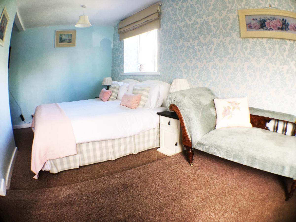 Hillside Bed And Breakfast Crediton Bagian luar foto